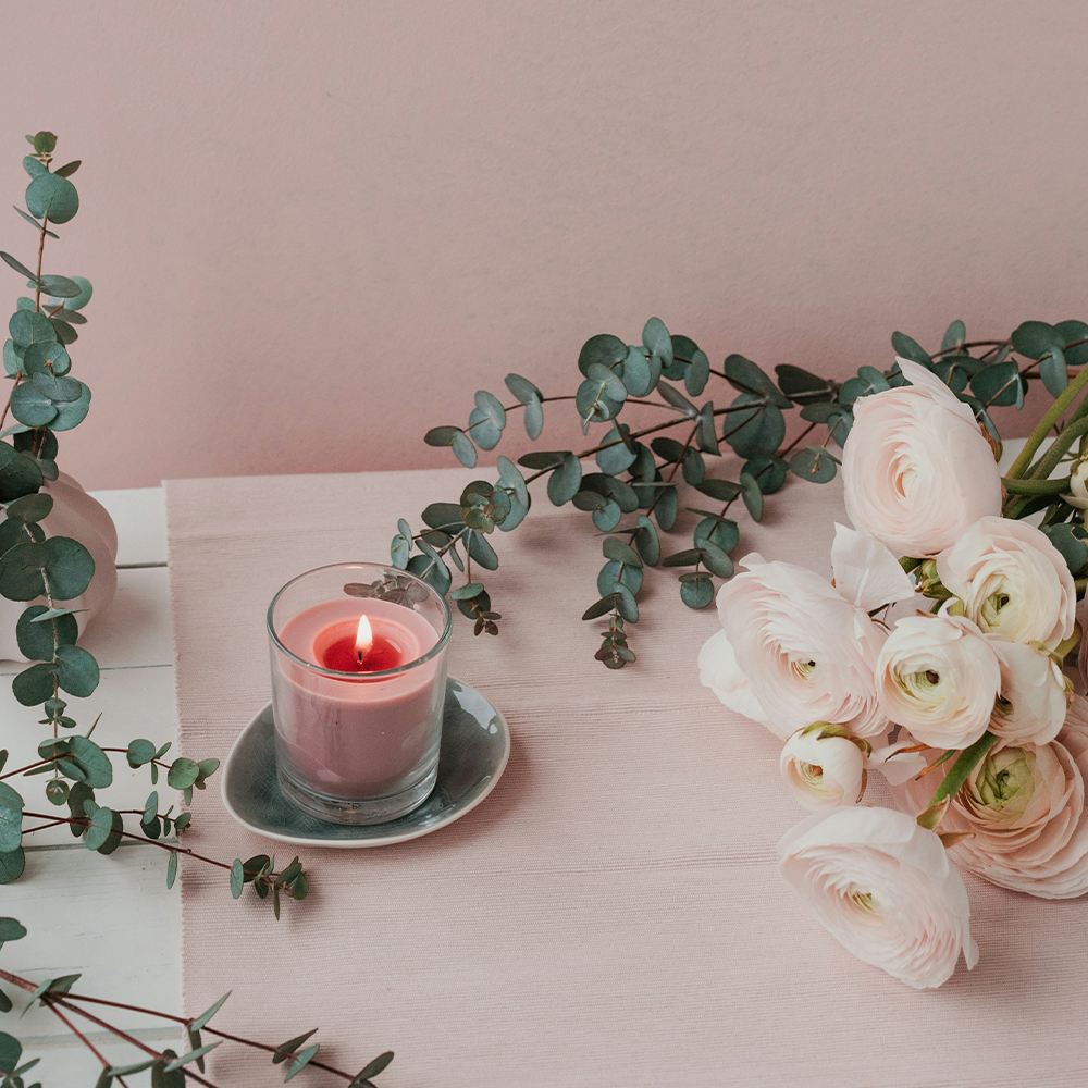 Aromātisko sveču spēks: kā smaržas ietekmē mūsu emocijas un labsajūtu