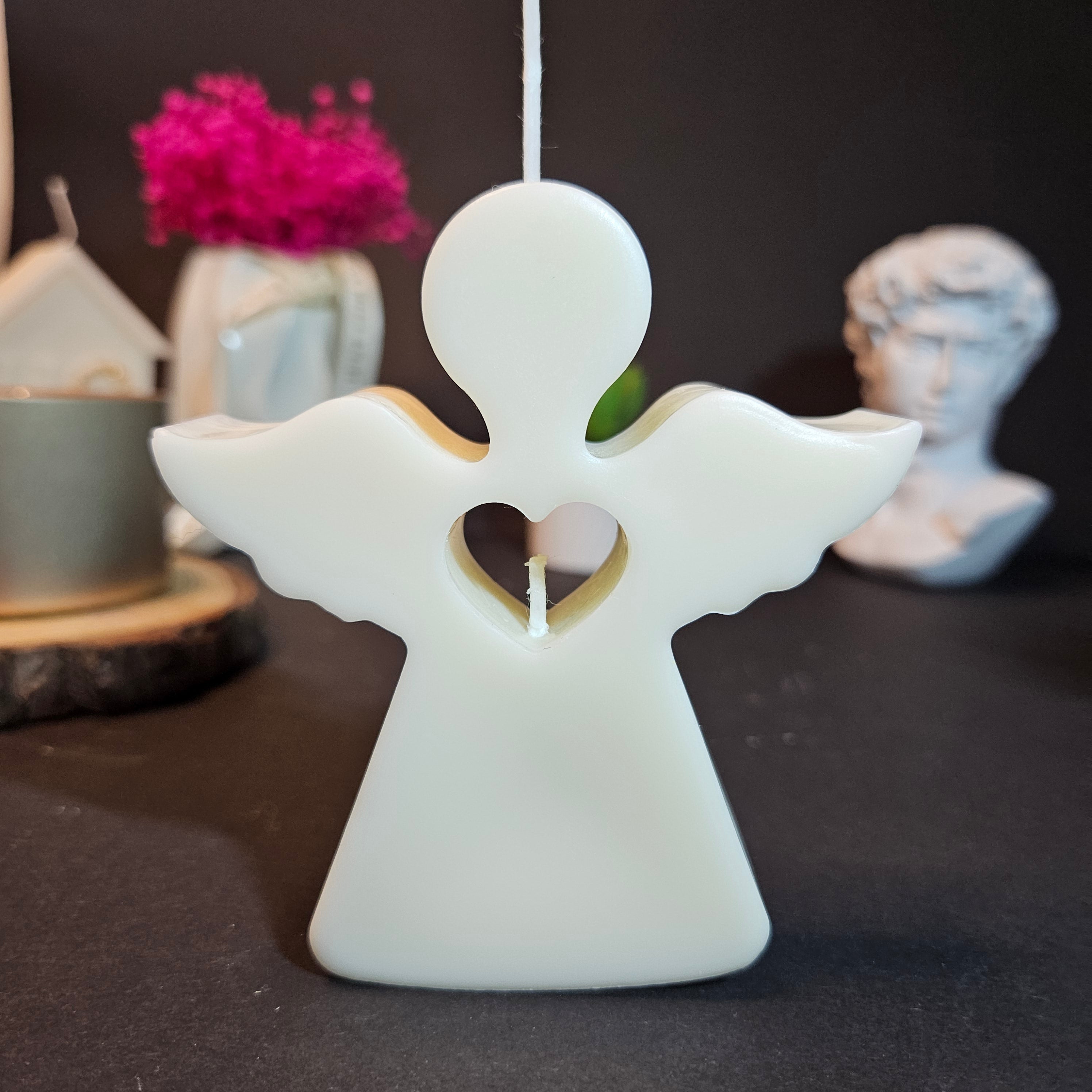 Eņģeļa svece – Roku darbs no dabīga sojas un rapšu vaska