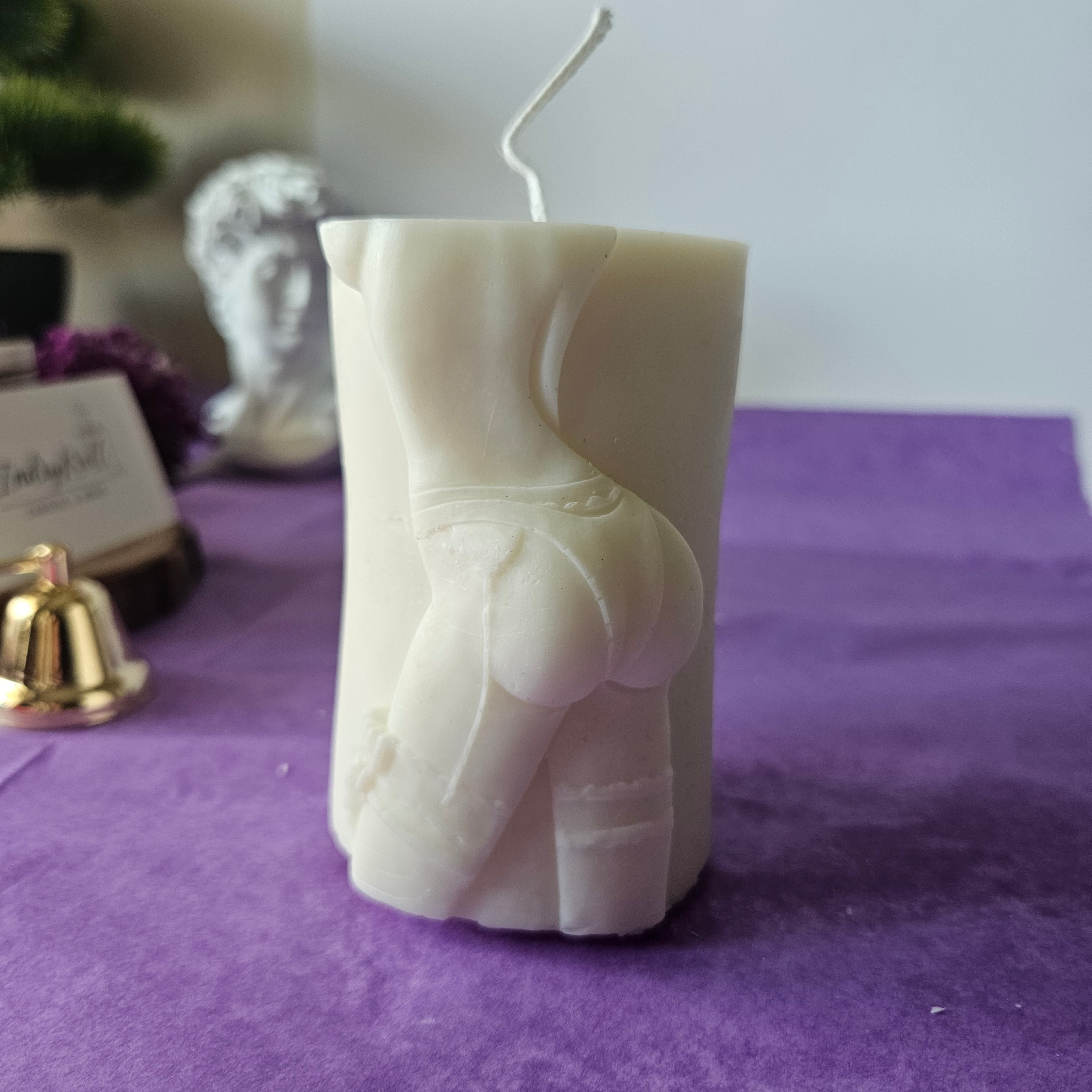 Sensuālā elegance – Sievietes silueta sojas svece