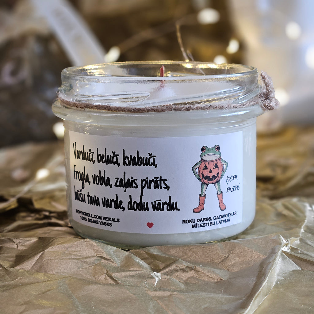 Prikols ar vardi, Helovīni, Sojas vaska svece - Eko produkts