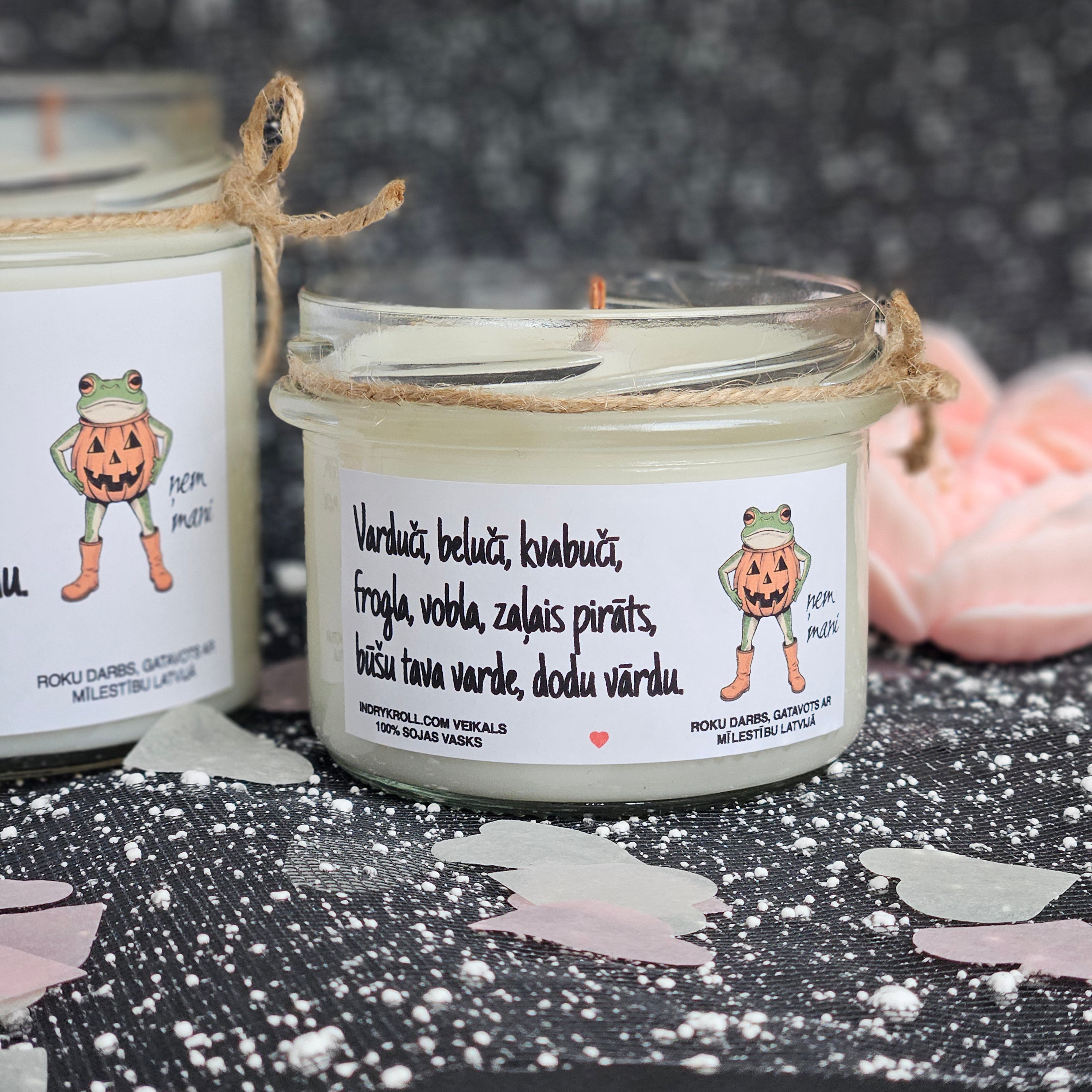 Prikols ar vardi, Helovīni, Sojas vaska svece - Eko produkts