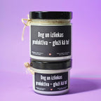 Deg un izliekas produktīva – gluži kā tu! | Sojas svece ar koka dakti