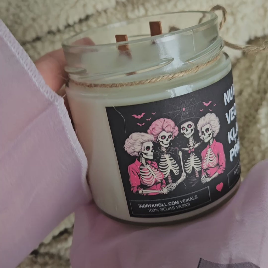 Nu ko, vecās, klačas priekā | Sojas svece ar koka dakti